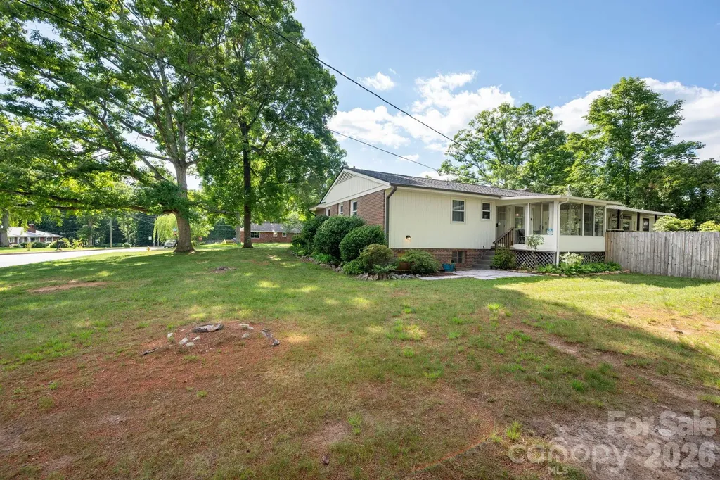 1 Oakwilde Drive Asheville NC 28803