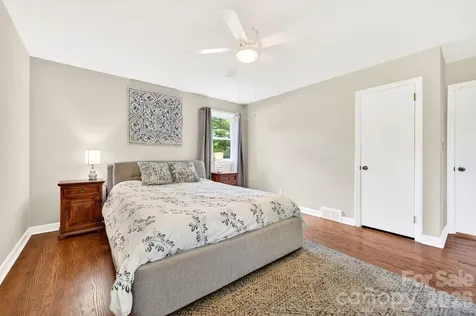 1 Oakwilde Drive Asheville NC 28803