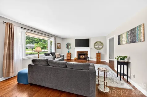 1 Oakwilde Drive Asheville NC 28803