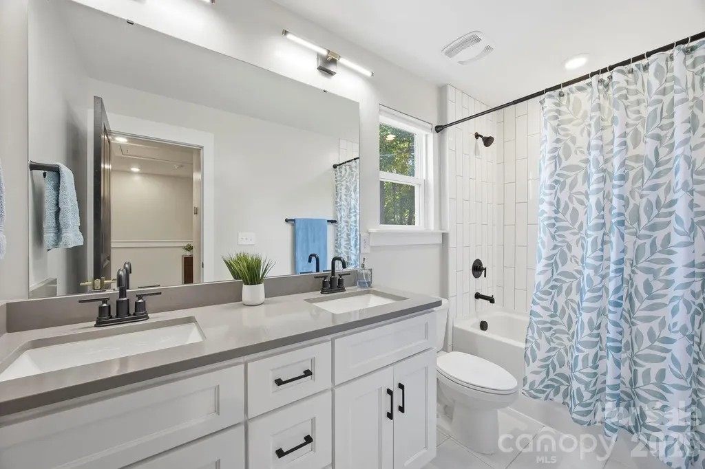 831 Mcarthur Avenue Charlotte NC 28206