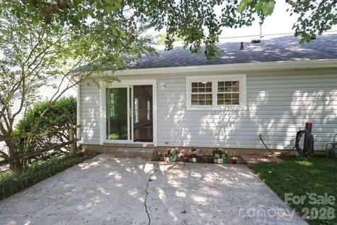 14011 Eden Court Pineville NC 28134