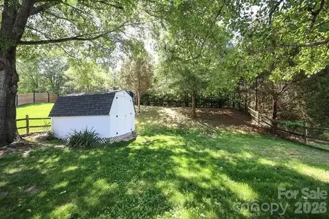 14011 Eden Court Pineville NC 28134