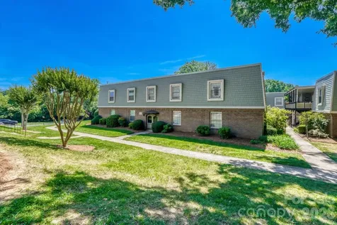 2610 Park Road Charlotte NC 28209