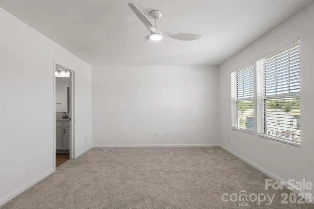 8939 Rockrose Way Charlotte NC 28214