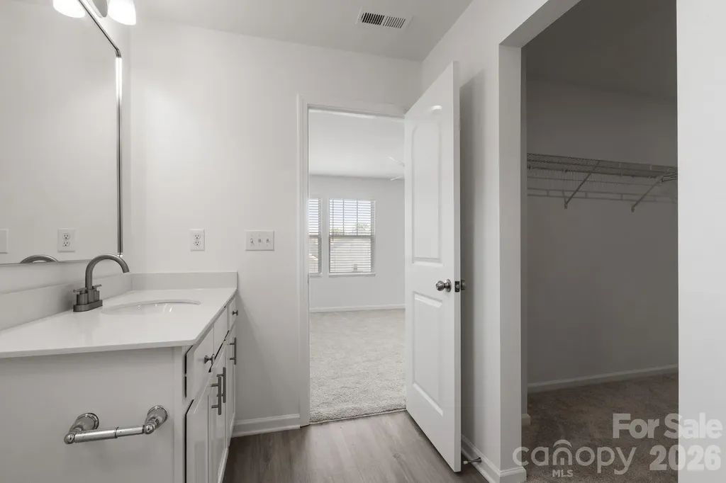 8939 Rockrose Way Charlotte NC 28214