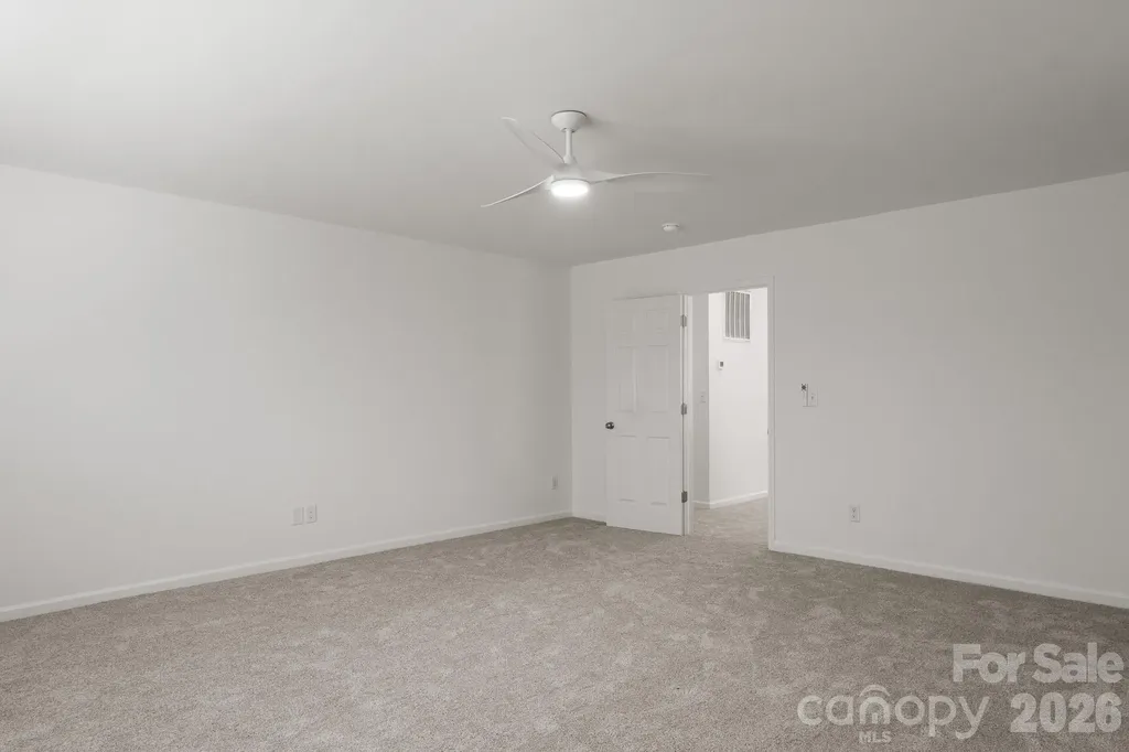 8939 Rockrose Way Charlotte NC 28214