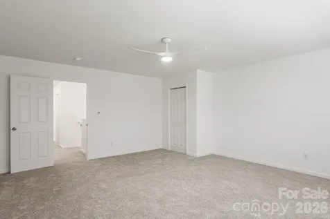 8939 Rockrose Way Charlotte NC 28214