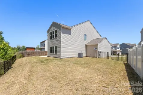8939 Rockrose Way Charlotte NC 28214