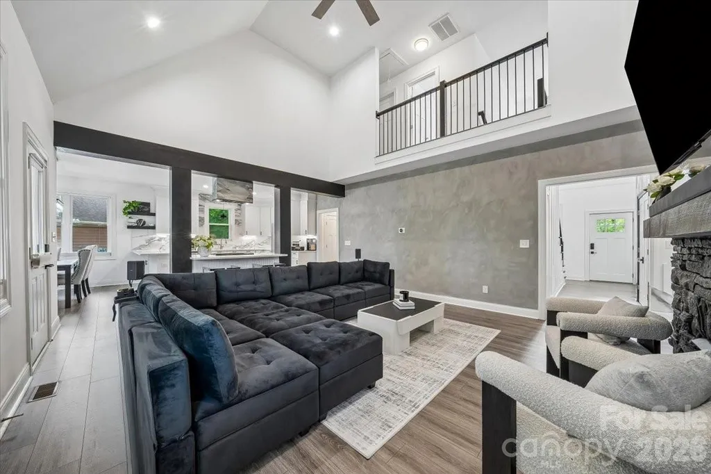 9712 Worley Drive Charlotte NC 28215