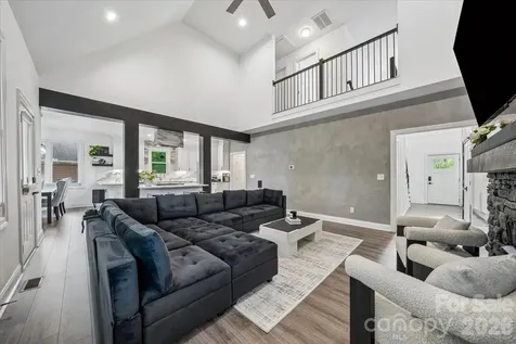 9712 Worley Drive Charlotte NC 28215