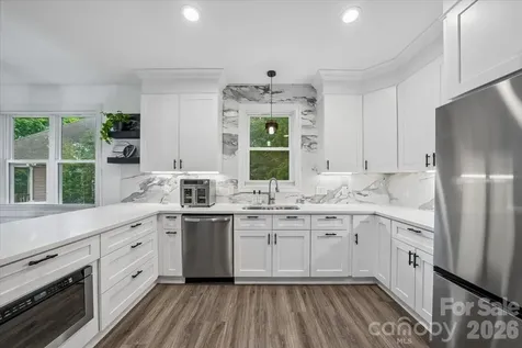 9712 Worley Drive Charlotte NC 28215