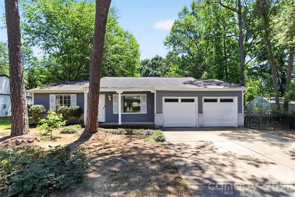 5112 Split Oak Drive Charlotte NC 28227