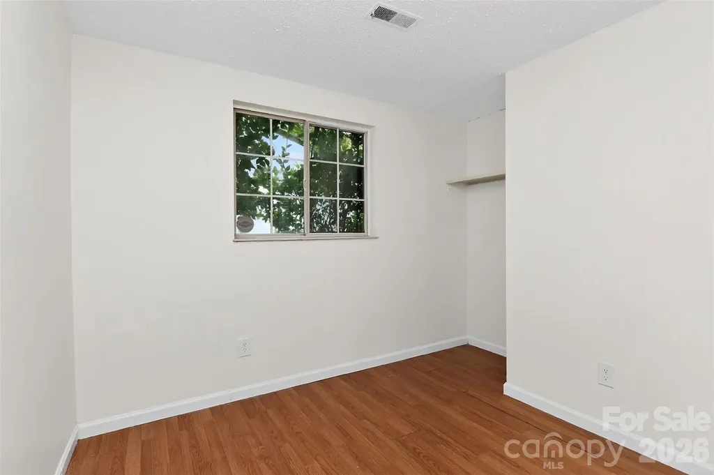 5112 Split Oak Drive Charlotte NC 28227