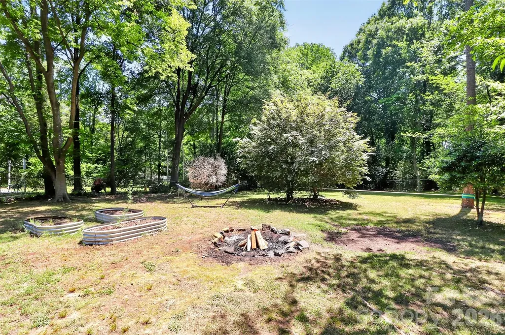 5112 Split Oak Drive Charlotte NC 28227