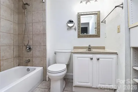 5112 Split Oak Drive Charlotte NC 28227