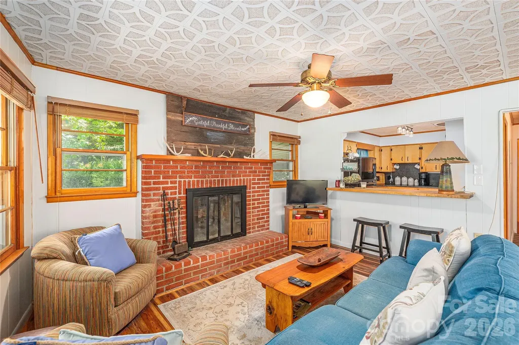 868 Cabin Flats Road Sylva NC 28723
