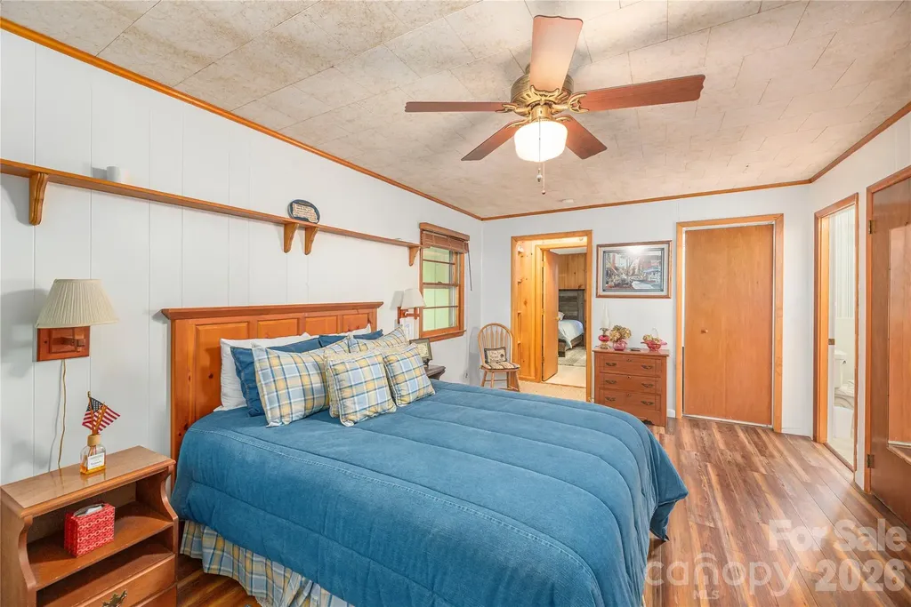 868 Cabin Flats Road Sylva NC 28723