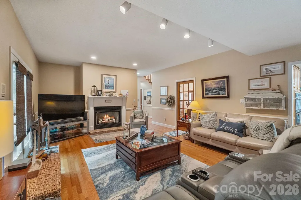 401 Redwood Court Lenoir NC 28645