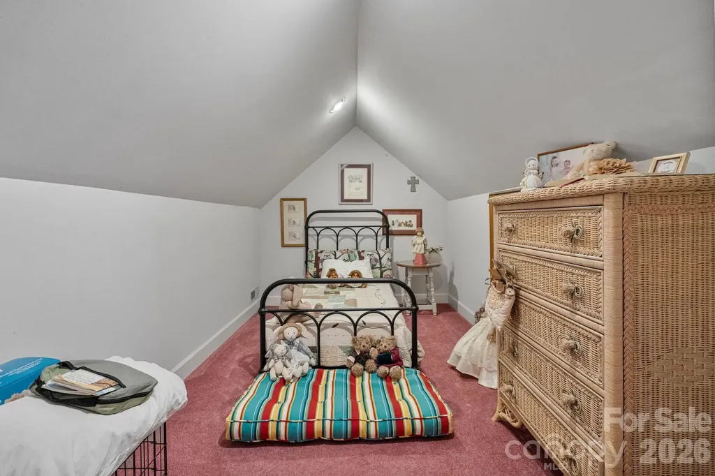 401 Redwood Court Lenoir NC 28645