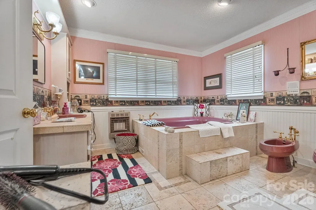 401 Redwood Court Lenoir NC 28645