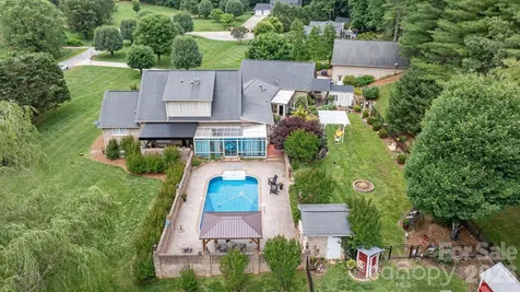 401 Redwood Court Lenoir NC 28645