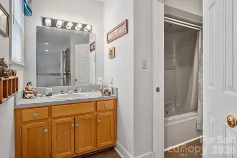 401 Redwood Court Lenoir NC 28645