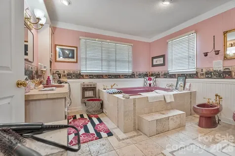 401 Redwood Court Lenoir NC 28645