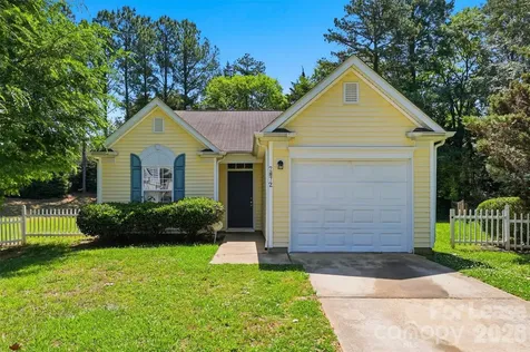 2872 Oasis Lane Charlotte NC 28214
