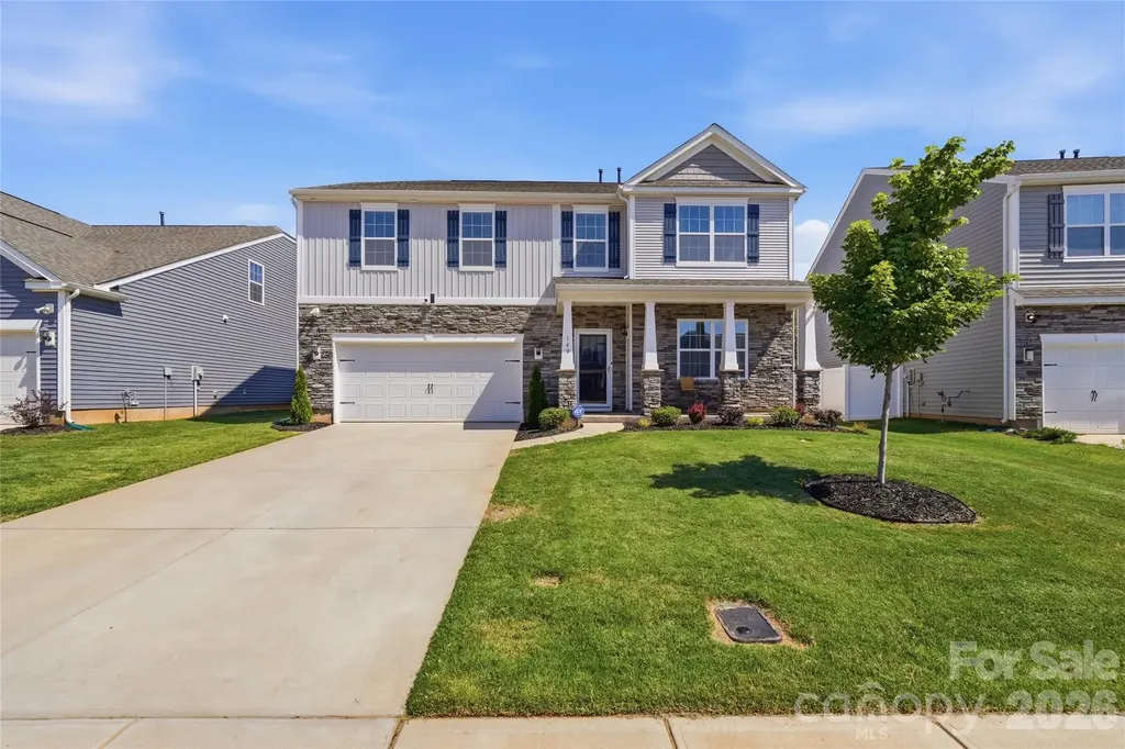 149 Giant Oak Avenue Statesville NC 28677