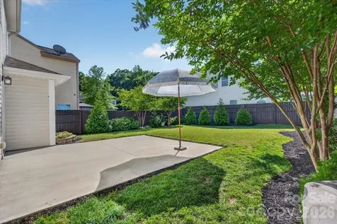 2610 Bramble Ridge Court Charlotte NC 28215