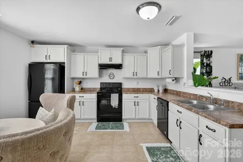 2610 Bramble Ridge Court Charlotte NC 28215