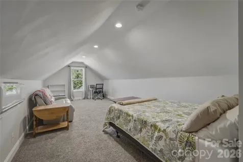 3056 Richard Street Morganton NC 28655