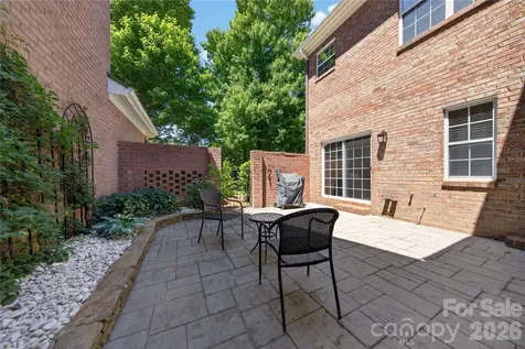 9024 Bonnie Briar Circle Charlotte NC 28277