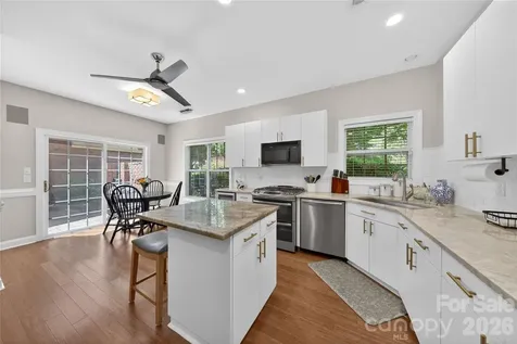 9024 Bonnie Briar Circle Charlotte NC 28277
