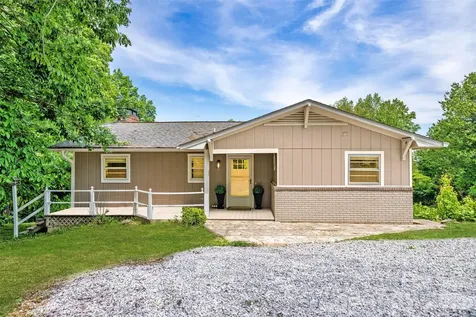 69 Milburn Lane Hendersonville NC 28792