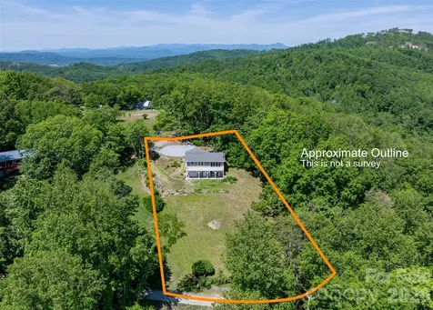 69 Milburn Lane Hendersonville NC 28792