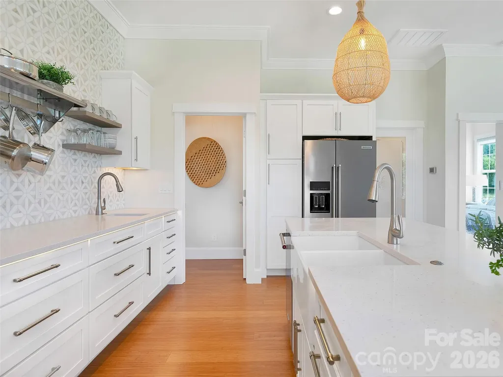 150 Brilliant Sky Road Penrose NC 28766