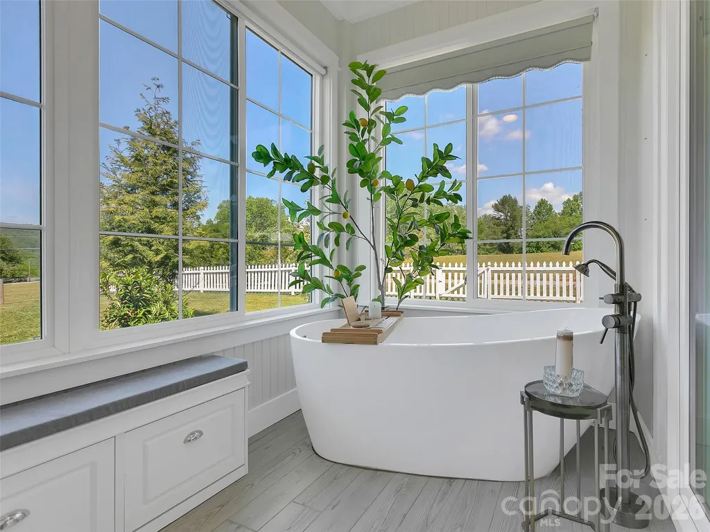 150 Brilliant Sky Road Penrose NC 28766