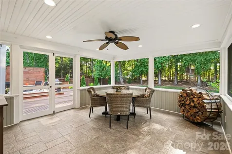 10428 South Hall Drive Charlotte NC 28270