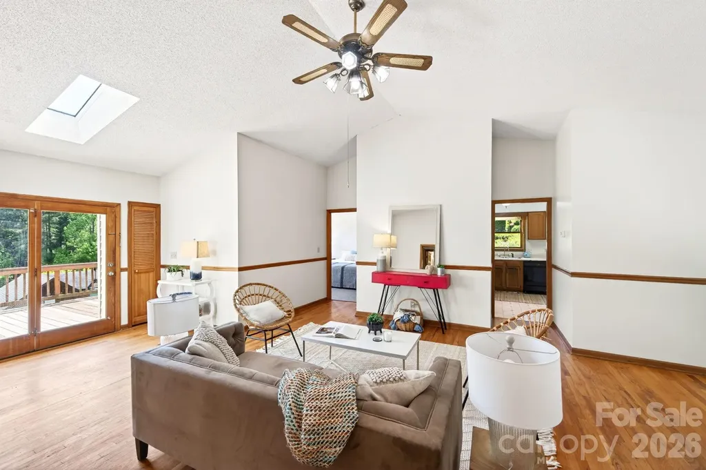 5 Johns Street Asheville NC 28806