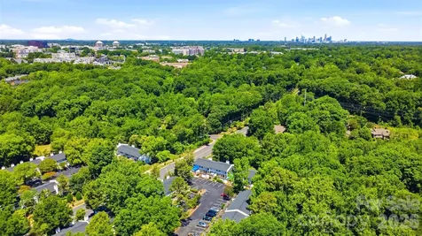 3703 Winding Creek Lane Charlotte NC 28226