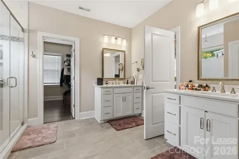 13013 Butters Way Charlotte NC 28277