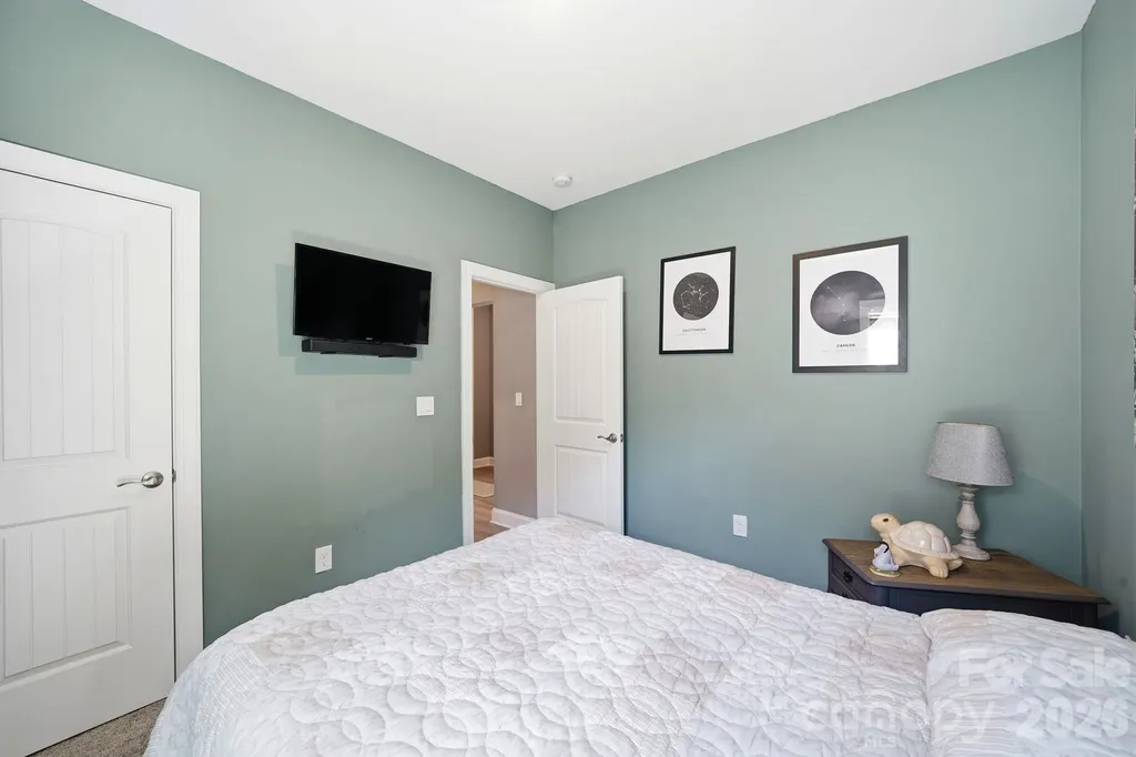 124 N Sina Street Troutman NC 28166