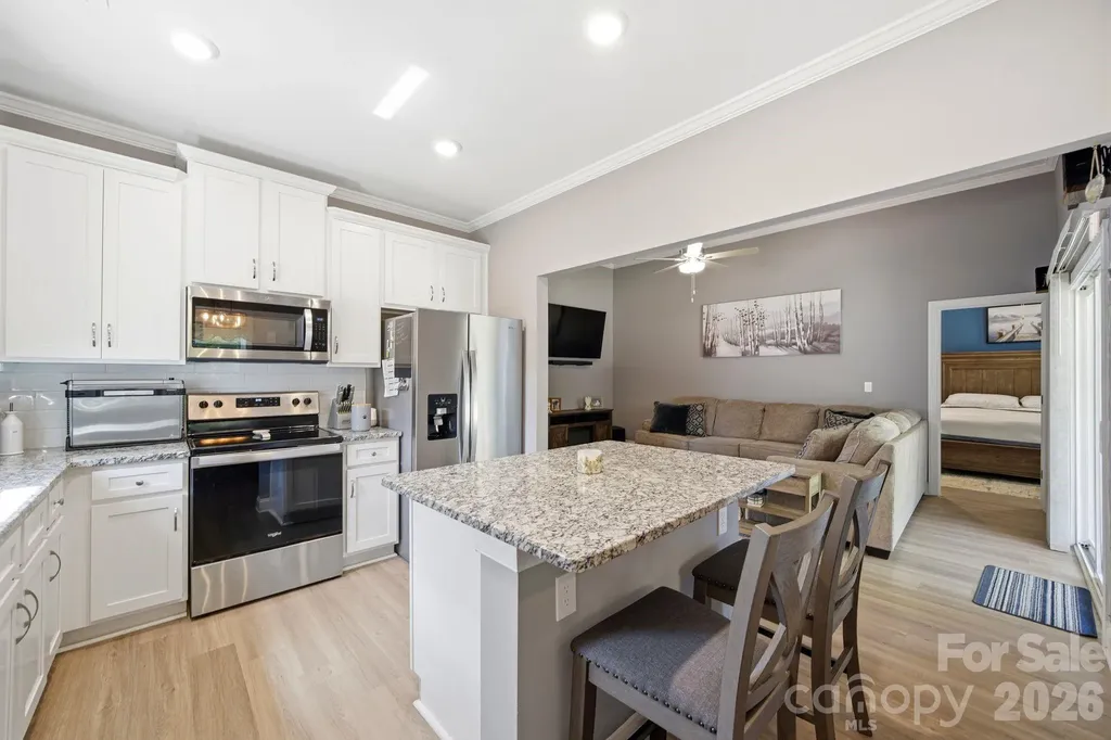 124 N Sina Street Troutman NC 28166
