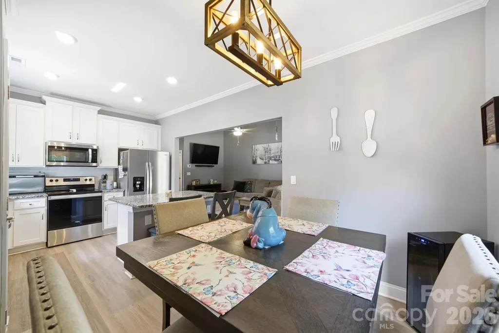 124 N Sina Street Troutman NC 28166