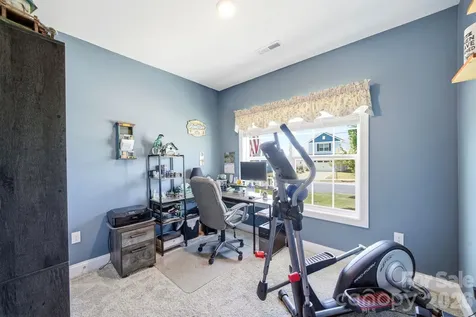 124 N Sina Street Troutman NC 28166