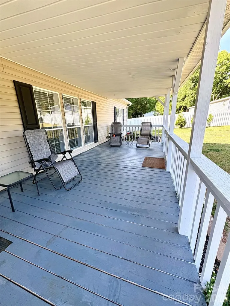 7010 Executive Circle Denver NC 28037