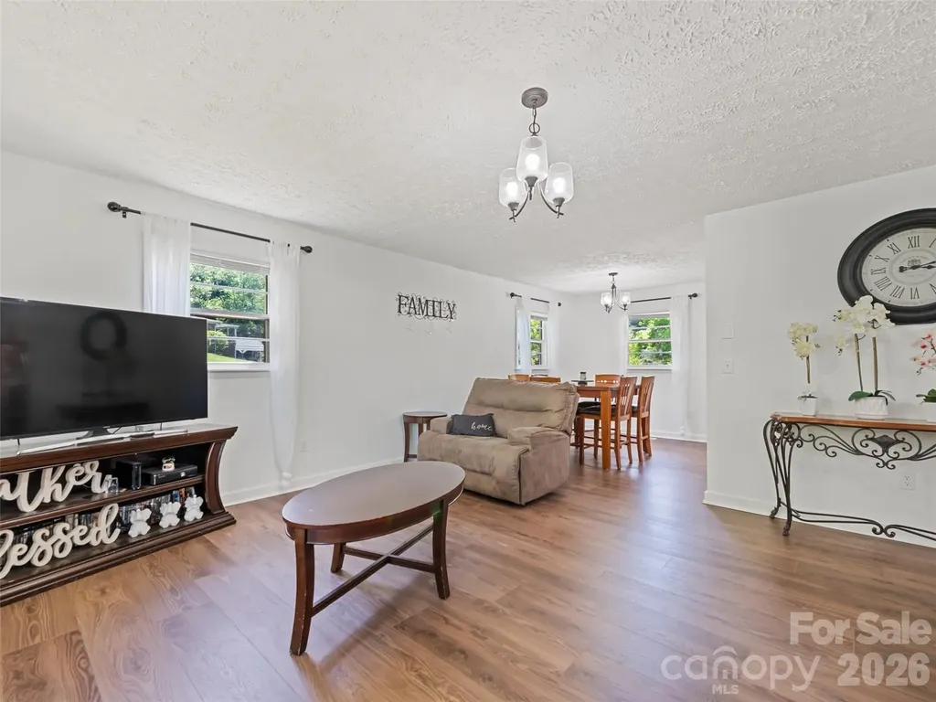 182 Fairway Hills Drive Waynesville NC 28786