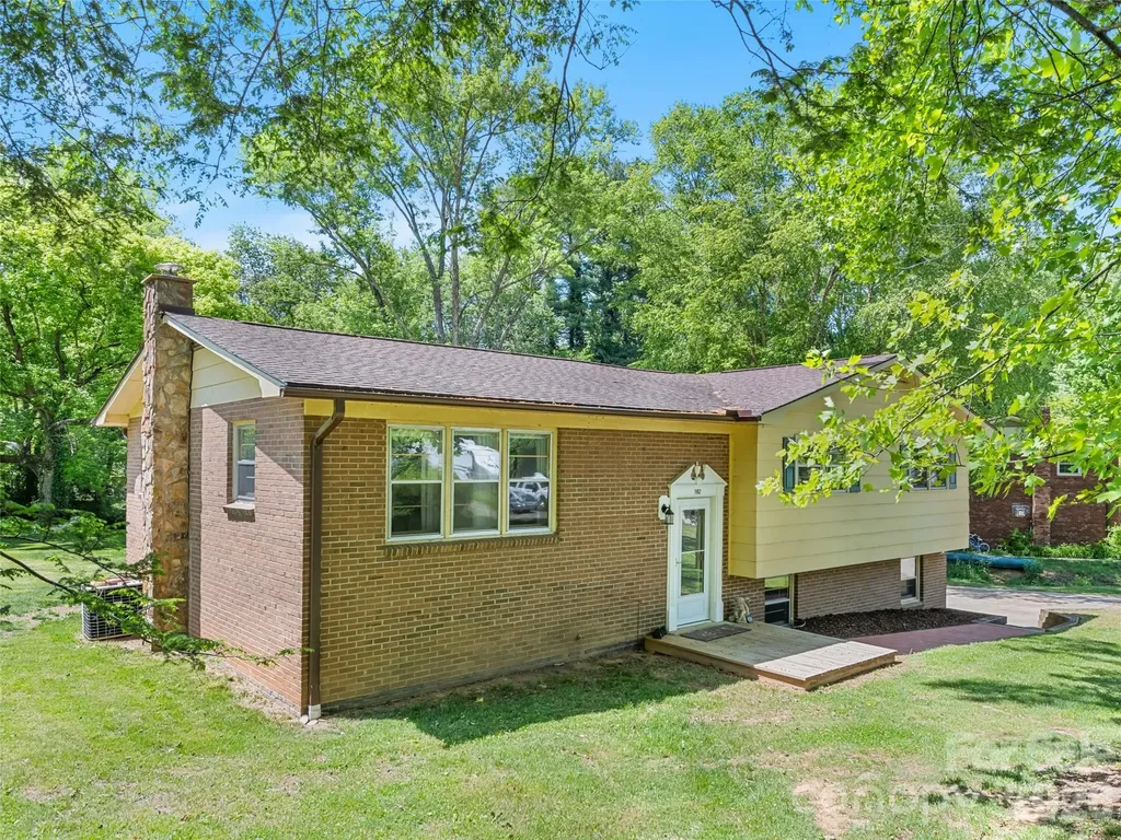 182 Fairway Hills Drive Waynesville NC 28786