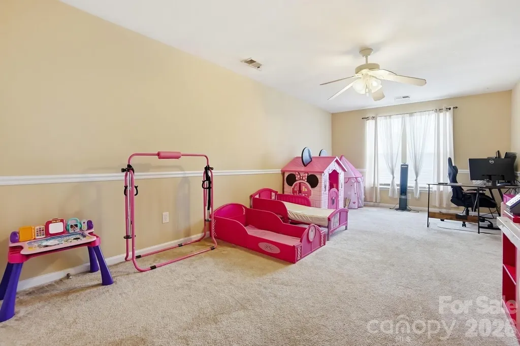 12610 Skymaster Court Charlotte NC 28278